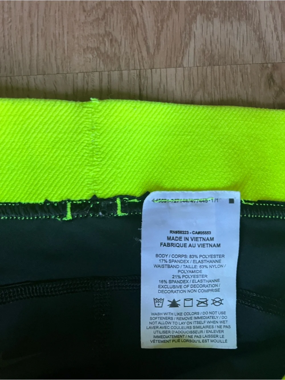 Nike Pro Dri-FIT Girls Youth Small Compression Shorts Black Volt Like New